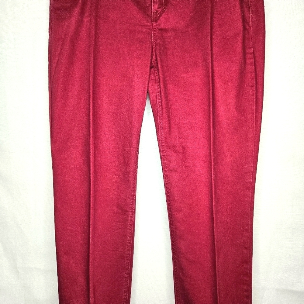 Westbound Woman dark red jeans. 14W - Picture 8 of 11